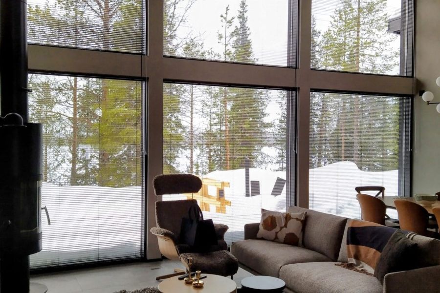 Olohuoneen sälekaihdin