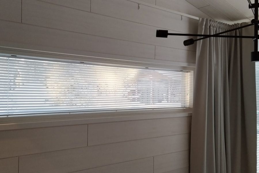 Makuuhuoneen sälekaihdin