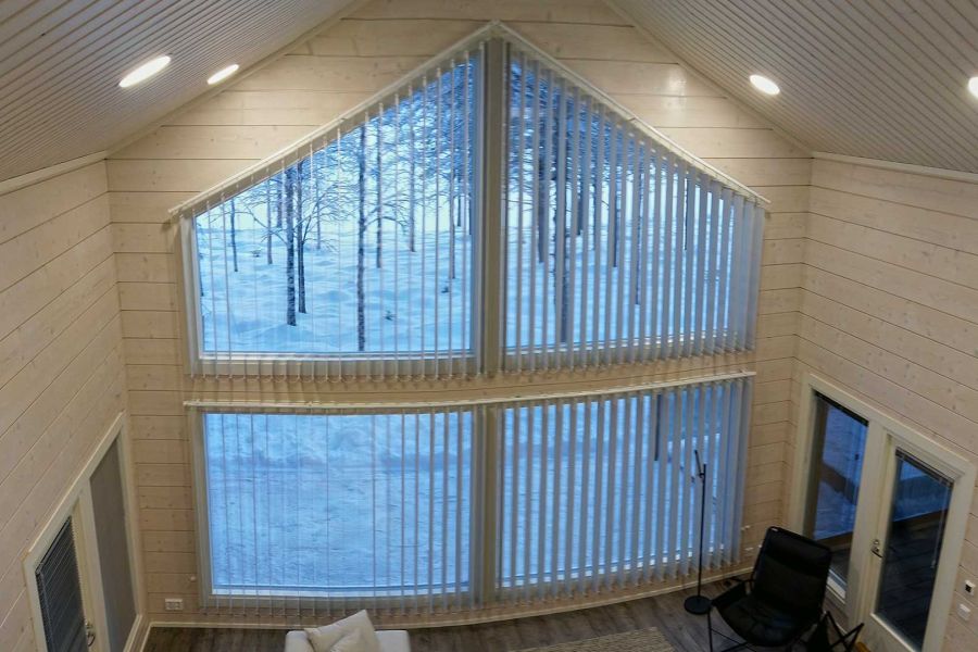 Vinon ikkunan pystylamelliverhot